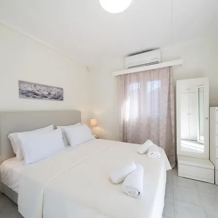 Family Portes With Panoramic View! Vila Pithos