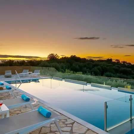 Villa Family Portes With Panoramic View! *