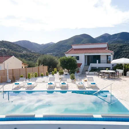 Family Portes With Panoramic View! Villa