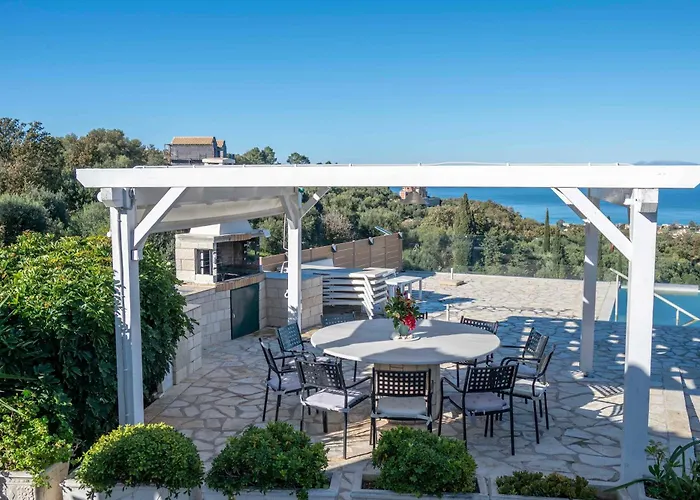 Family Portes With Panoramic View! Villa Pithos