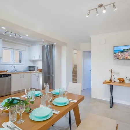 Вилла Family Portes With Panoramic View! Pithos